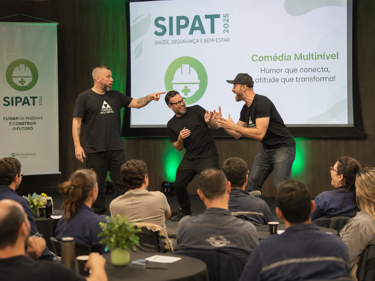 Comédia Multinível apresentando show corporativo de segurança do trabalho